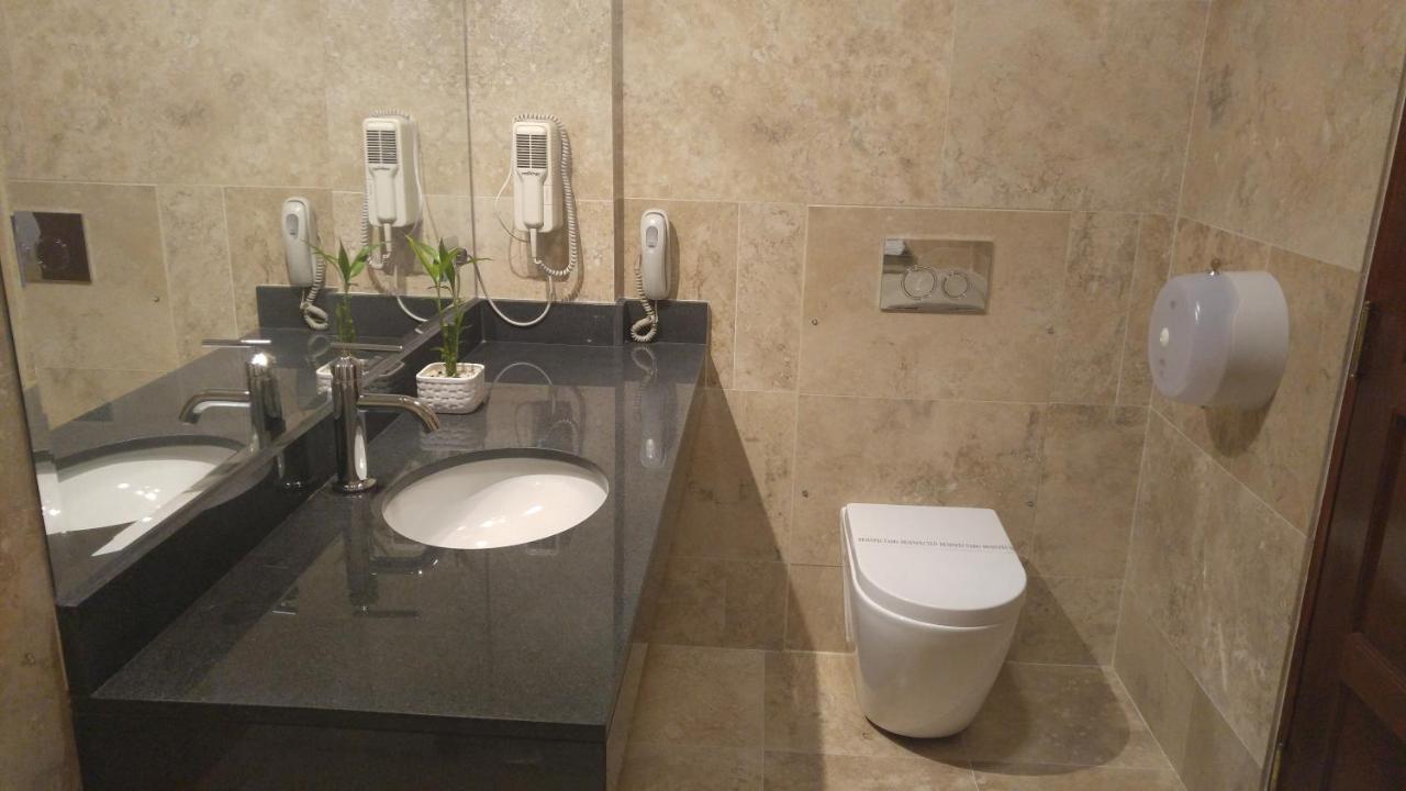 Lomas Hotel 3*